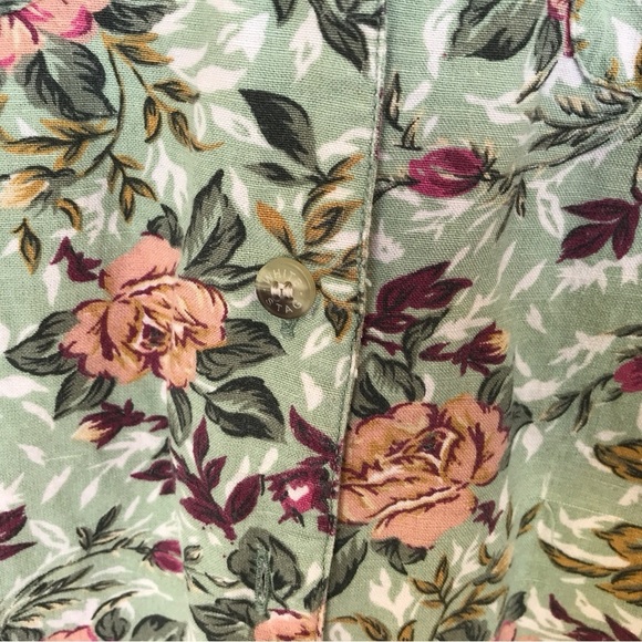 White Stag Blouse Sz10 Sage Green Floral Short Sleeve Detail Button Down Pretty - Picture 5 of 6